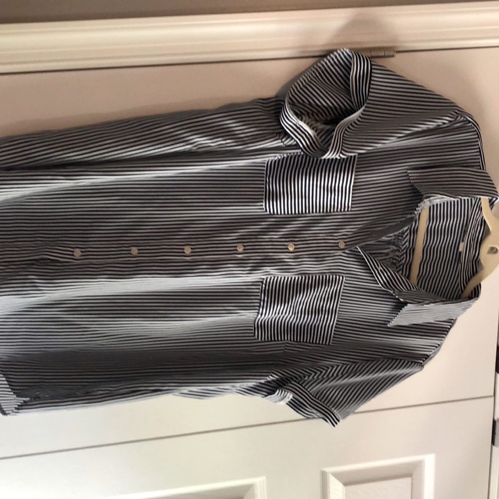Loft, Classic style blue/white striped shirt! 18+